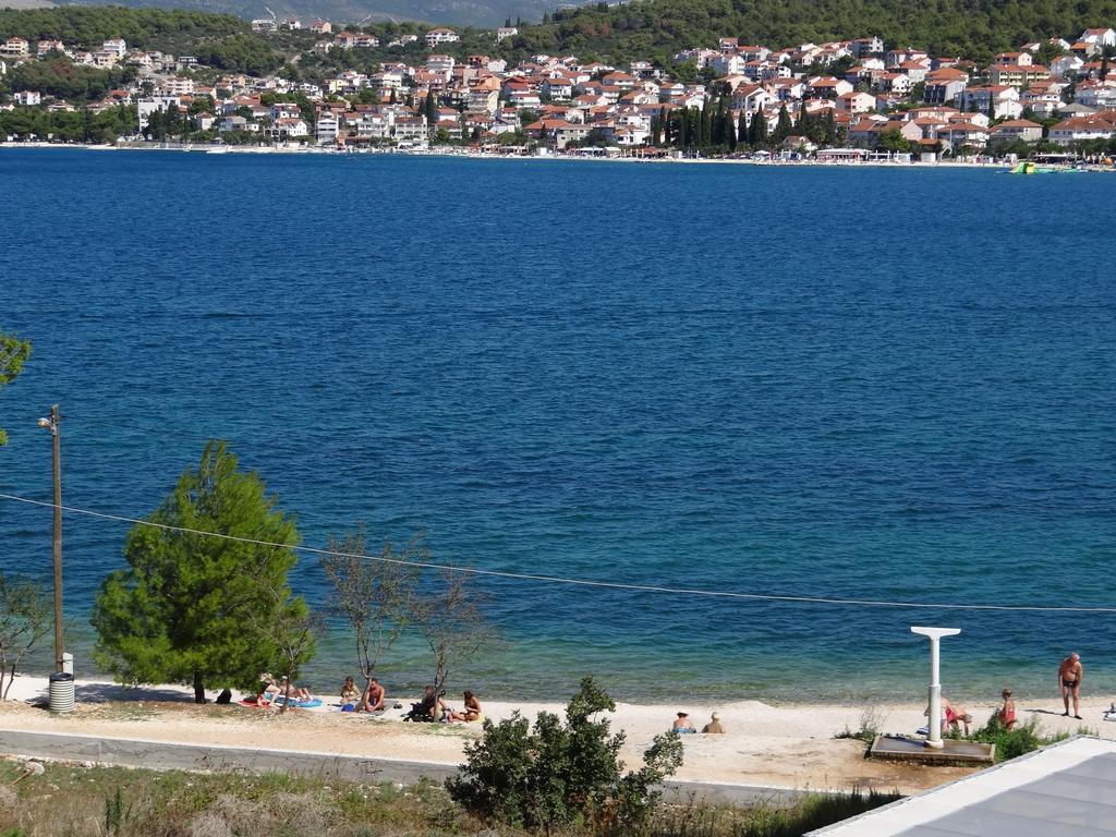 Vila Lola Apartmani Trogir Eksteriør billede