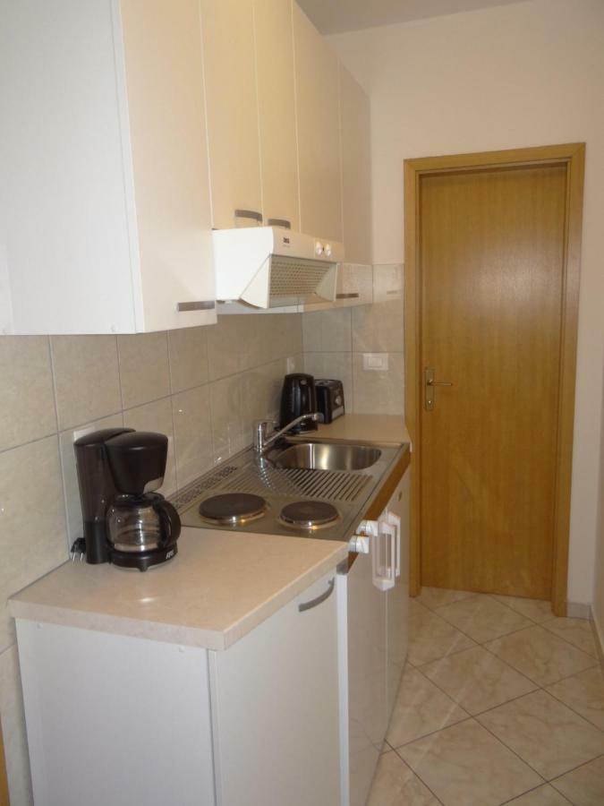 Vila Lola Apartmani Trogir Eksteriør billede